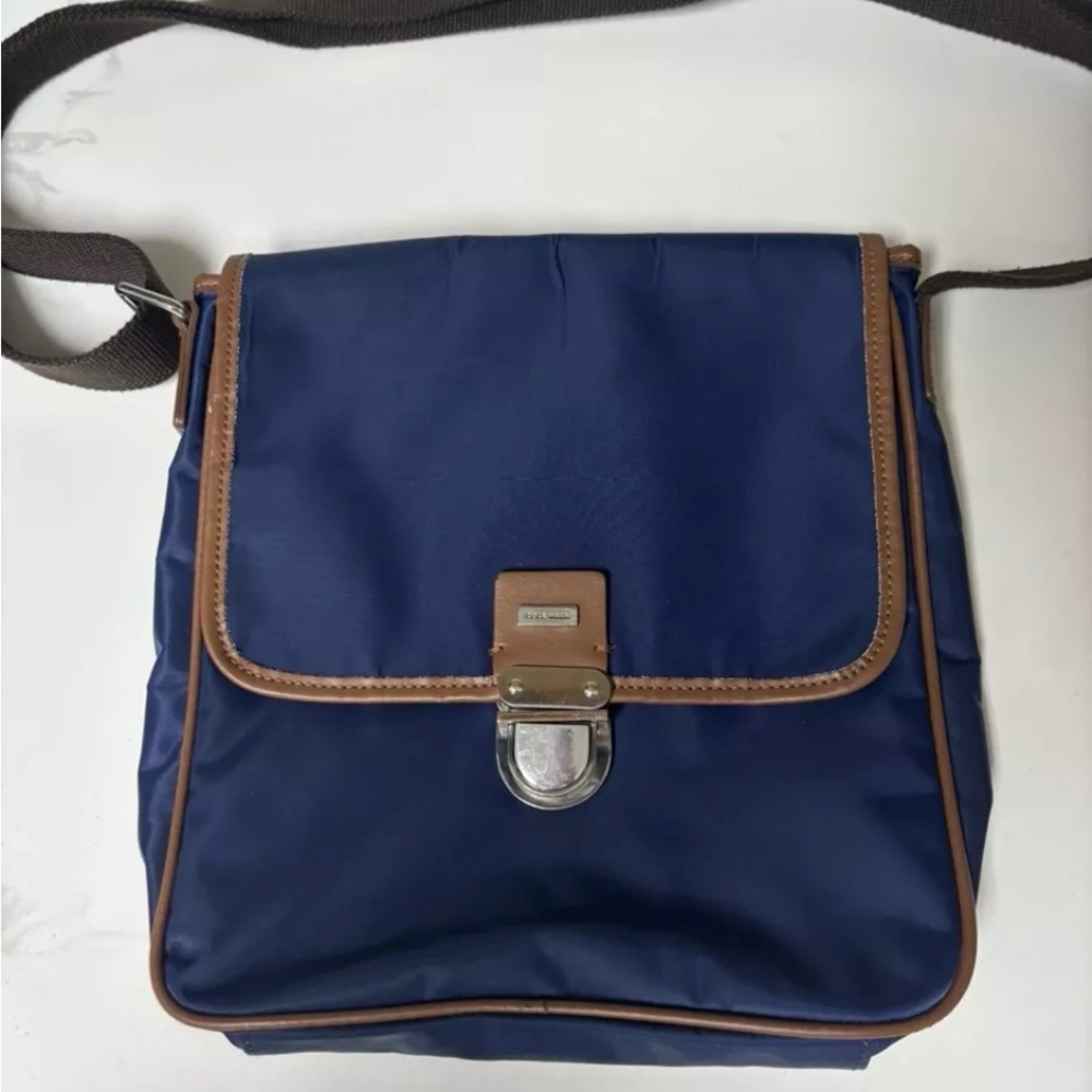 Cole Haan Sullivan Reporter Nylon Bag Navy Messenger